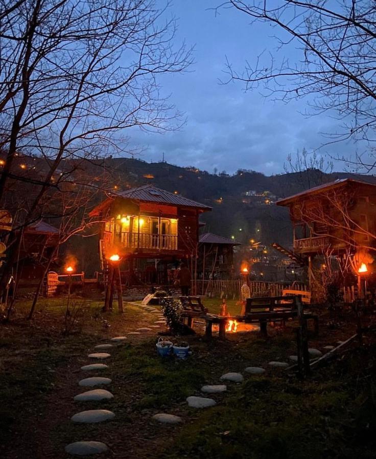 Zeni De Vore Serender & House Aparthotel รีเซ ภายนอก รูปภาพ