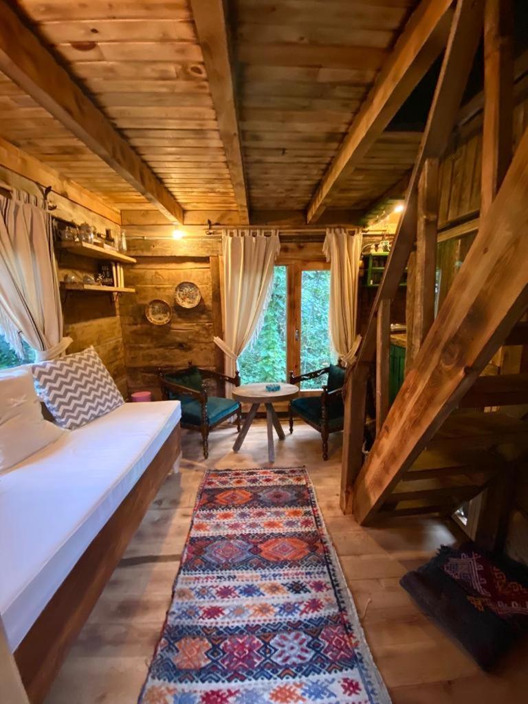 Zeni De Vore Serender & House Aparthotel รีเซ ภายนอก รูปภาพ