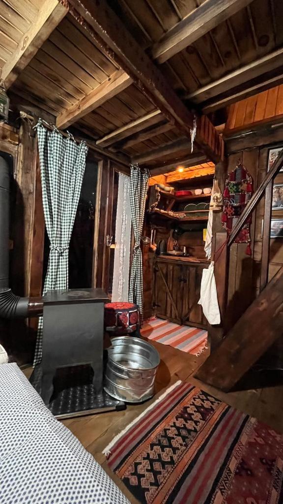 Zeni De Vore Serender & House Aparthotel รีเซ ภายนอก รูปภาพ