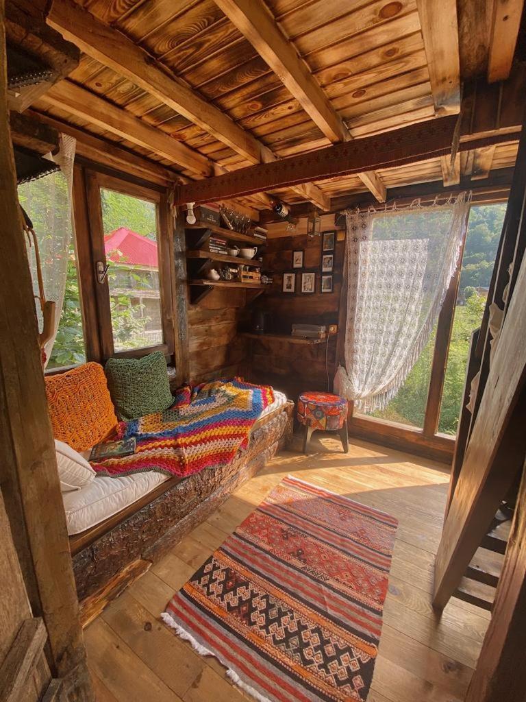 Zeni De Vore Serender & House Aparthotel รีเซ ภายนอก รูปภาพ