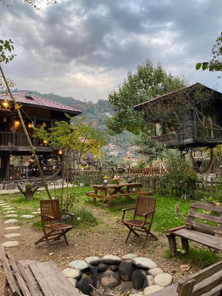 Zeni De Vore Serender & House Aparthotel รีเซ ภายนอก รูปภาพ